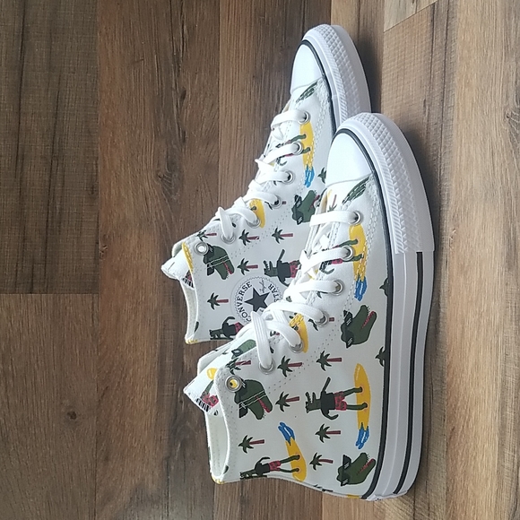 Converse high top BRAND New - Picture 9 of 11